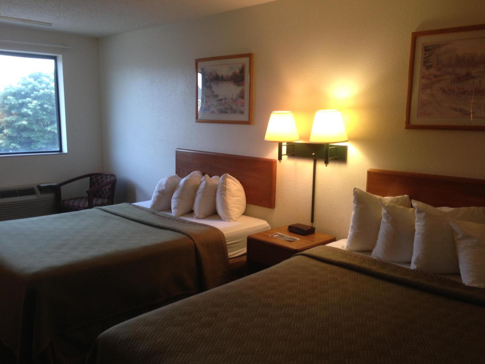 Days Inn by Wyndham Morton photo 22