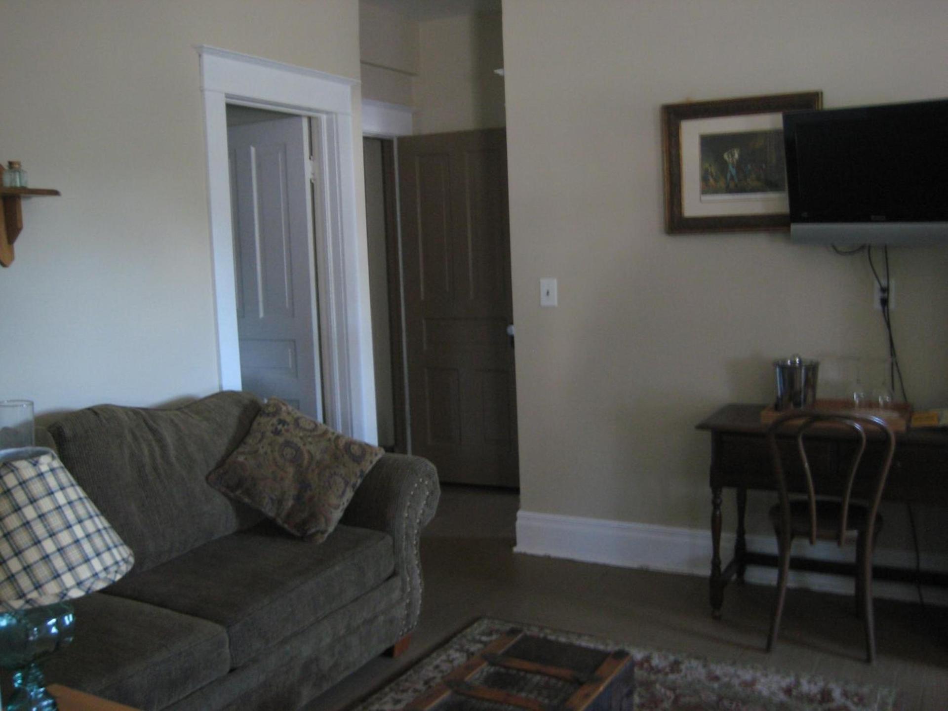 Backwoods Bed and Bath photo 31