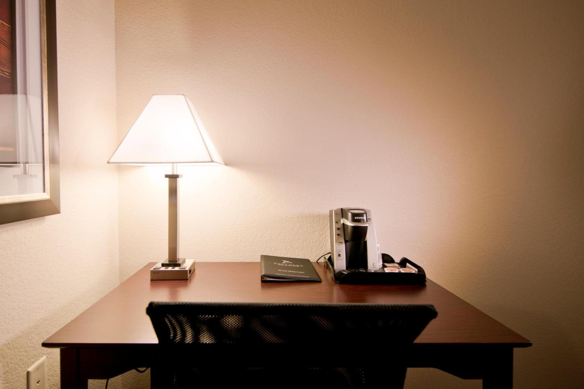 Cobblestone Inn & Suites – Manchester photo 6