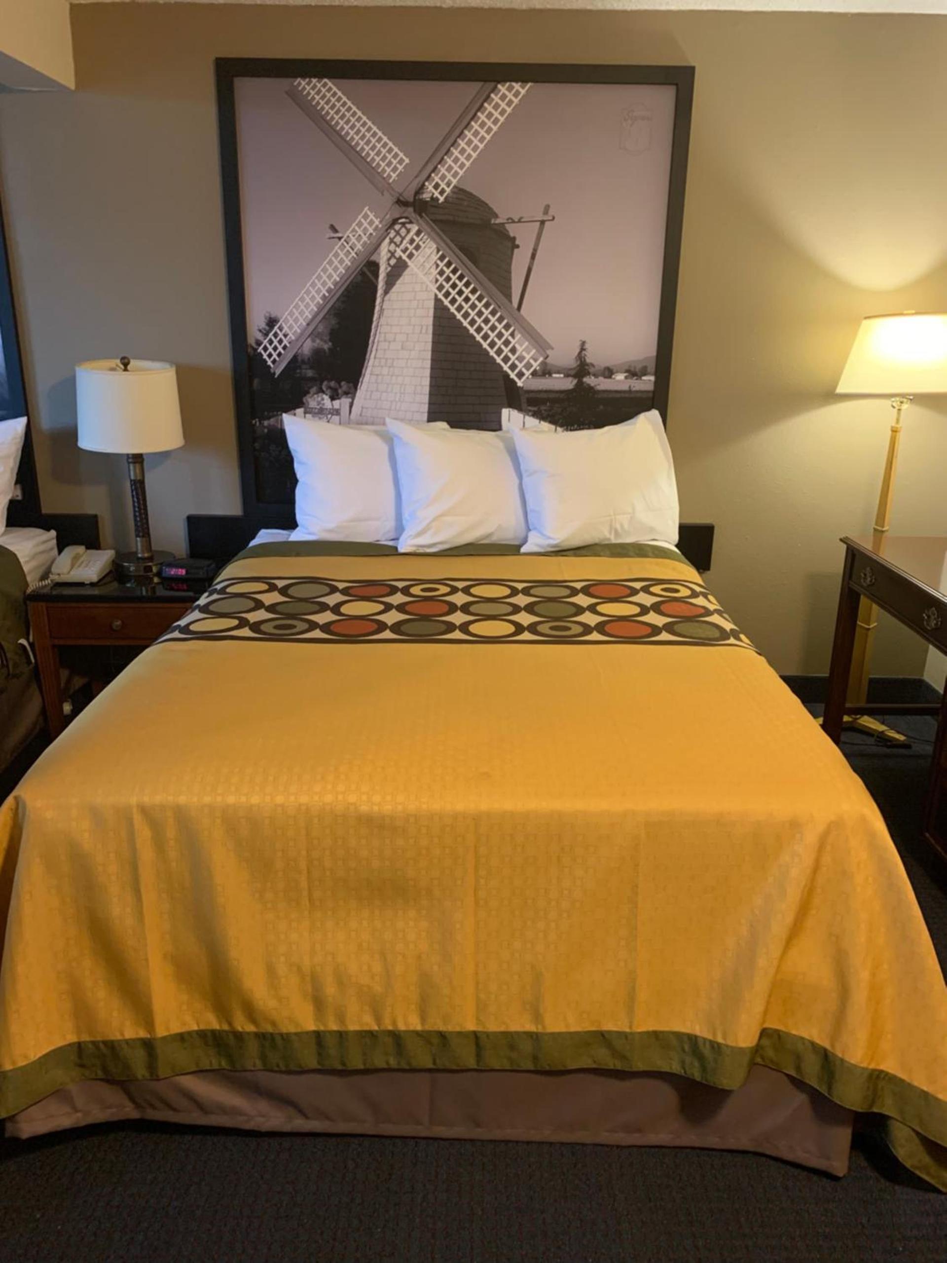 Sutton Suites Hotel photo 29