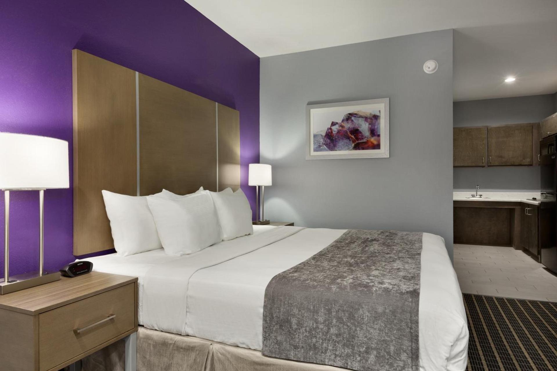Days Inn by Wyndham Odessa photo 27