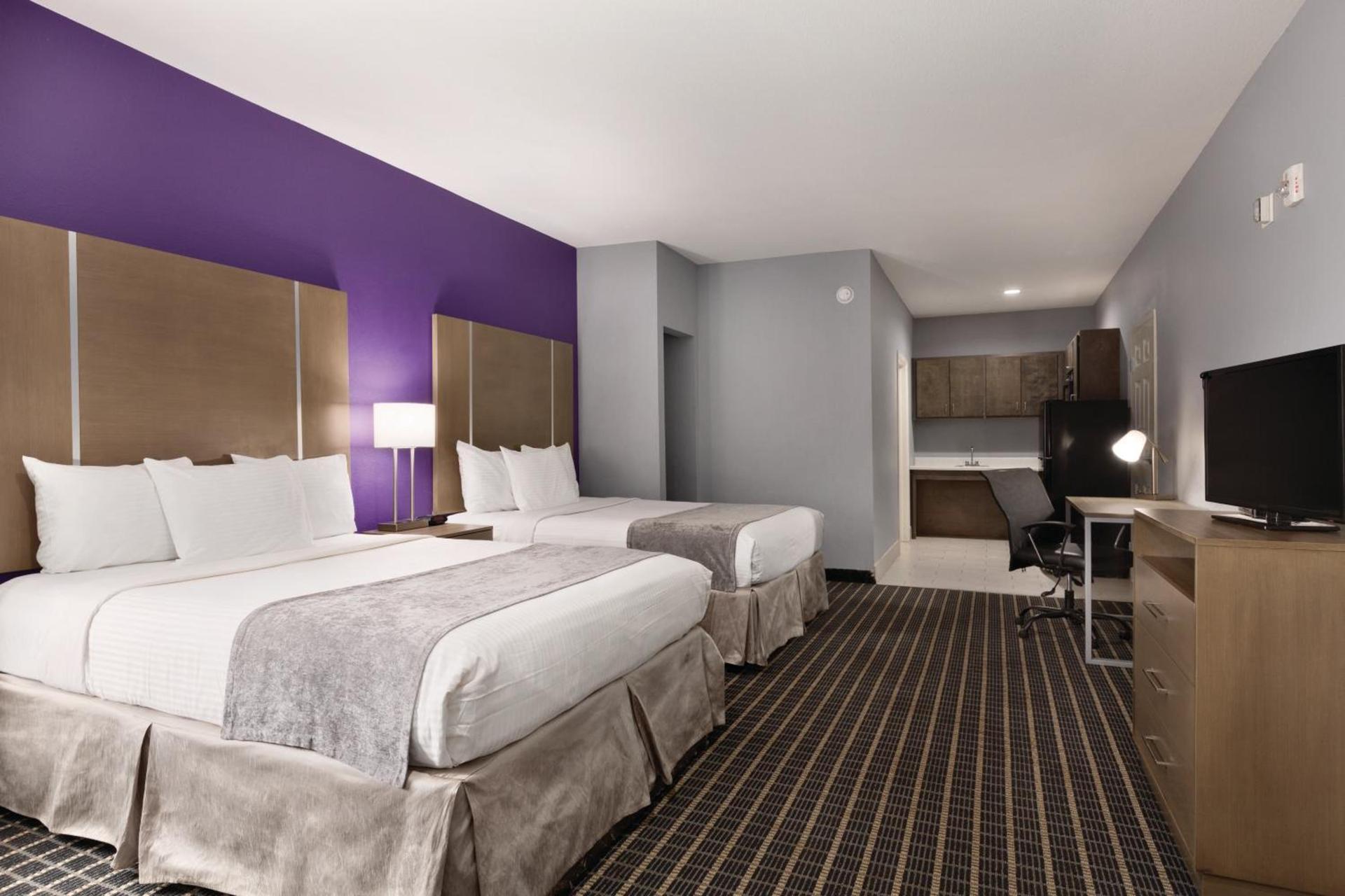 Days Inn by Wyndham Odessa photo 40