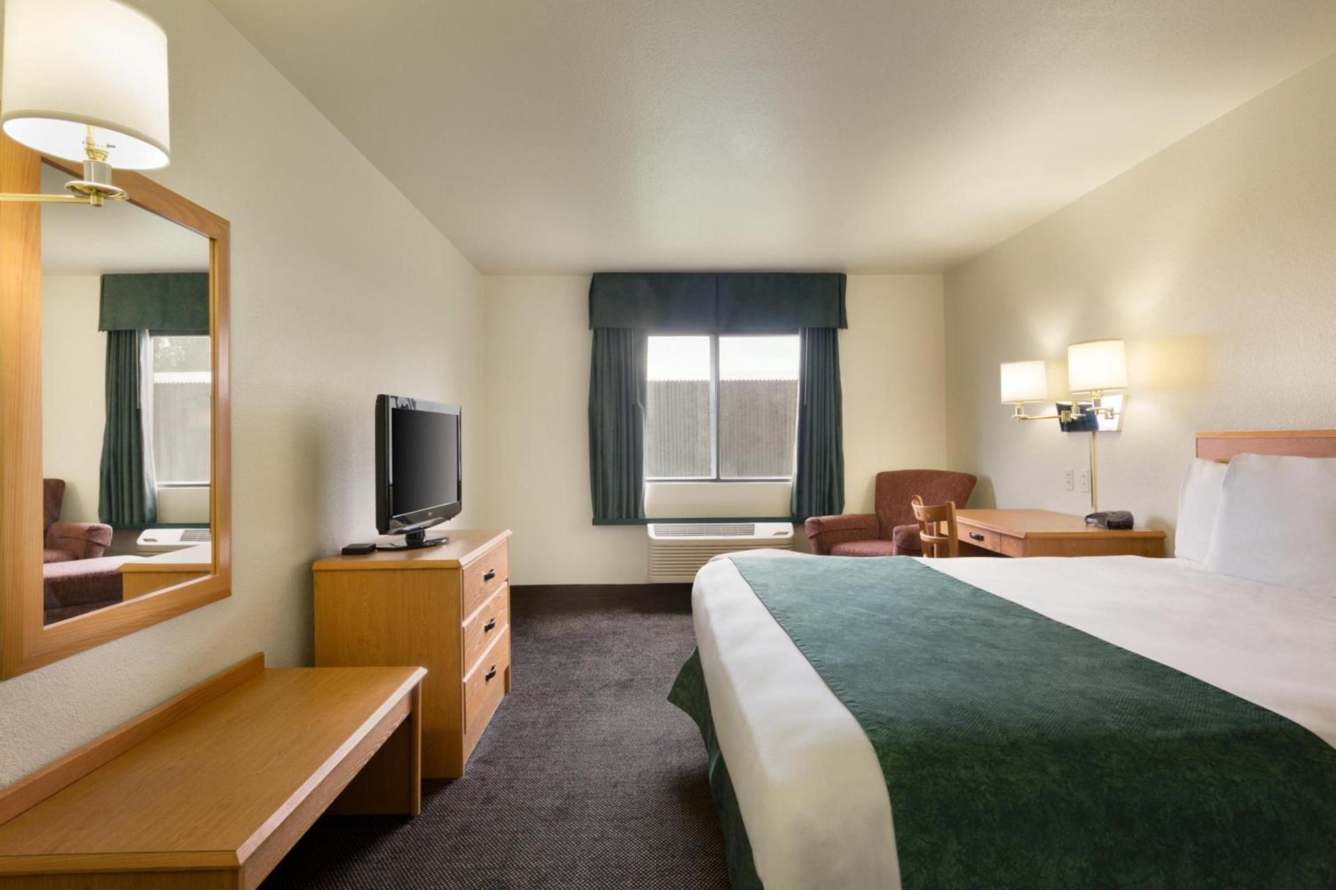 Travelodge by Wyndham Alpine photo 5