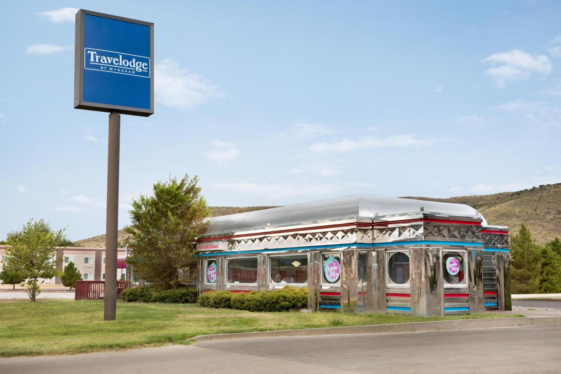 Travelodge by Wyndham Alpine photo 24