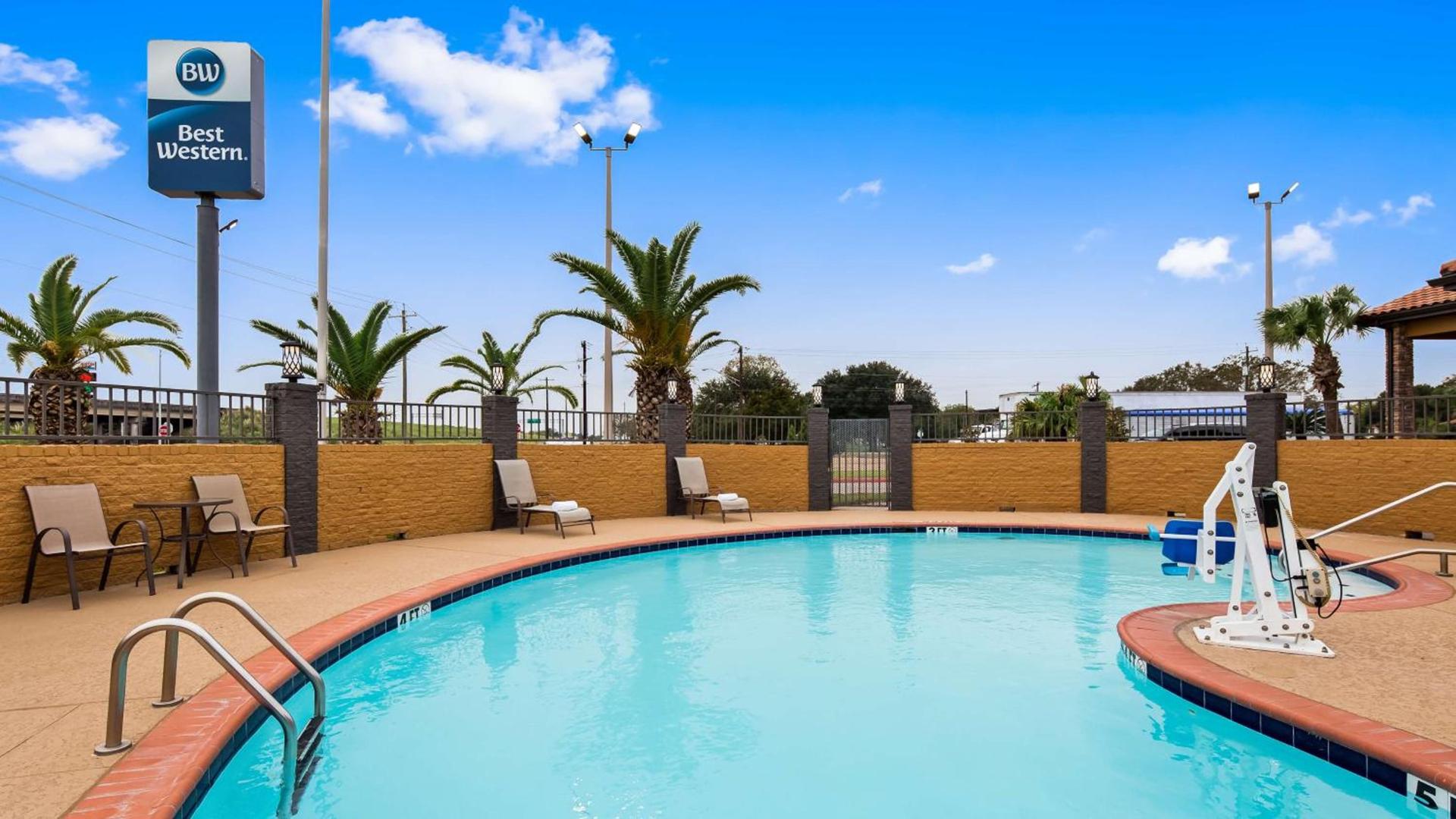 Best Western Executive Inn El Campo photo 3