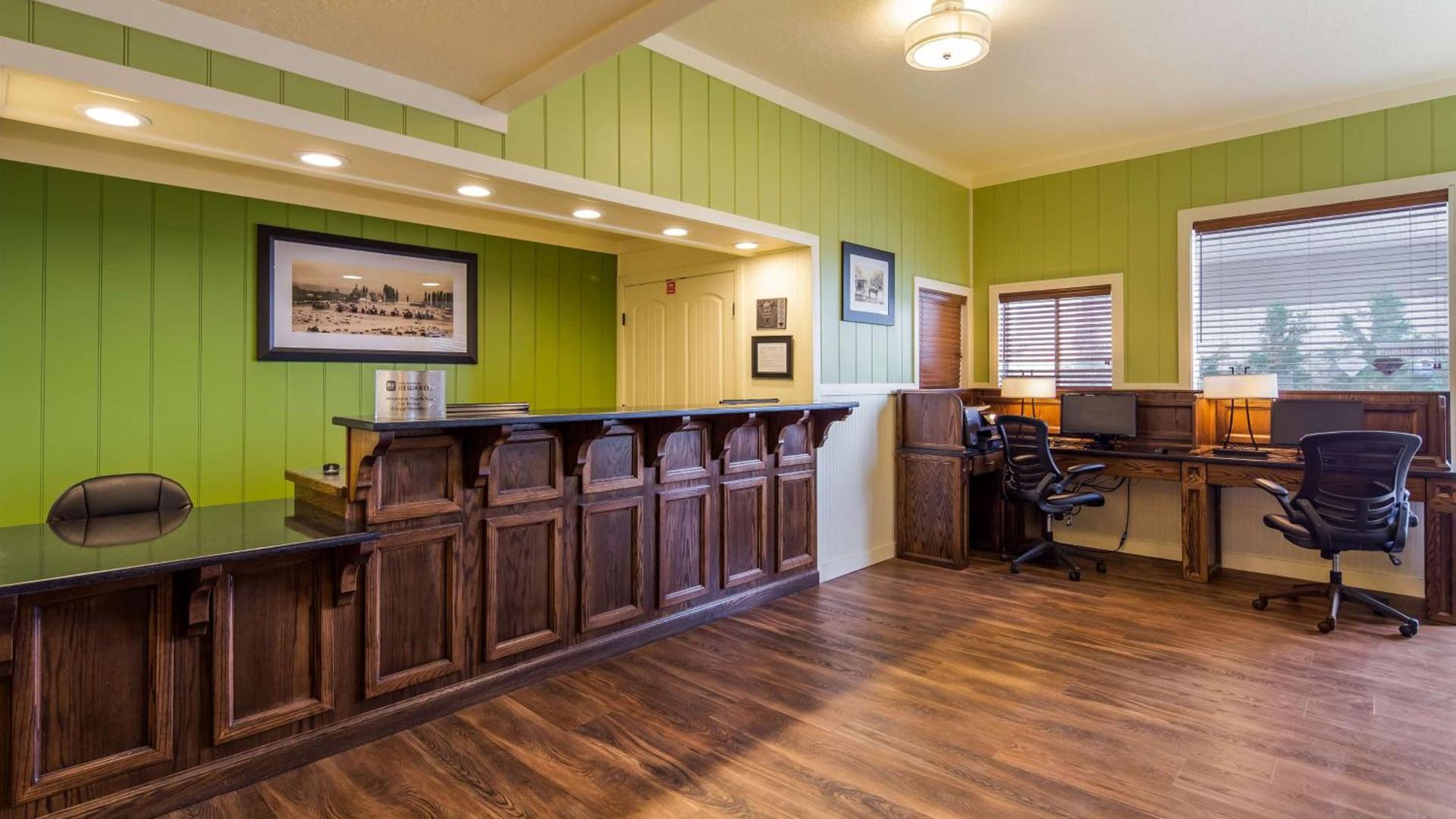 Best Western Paradise Inn & Resort photo 2