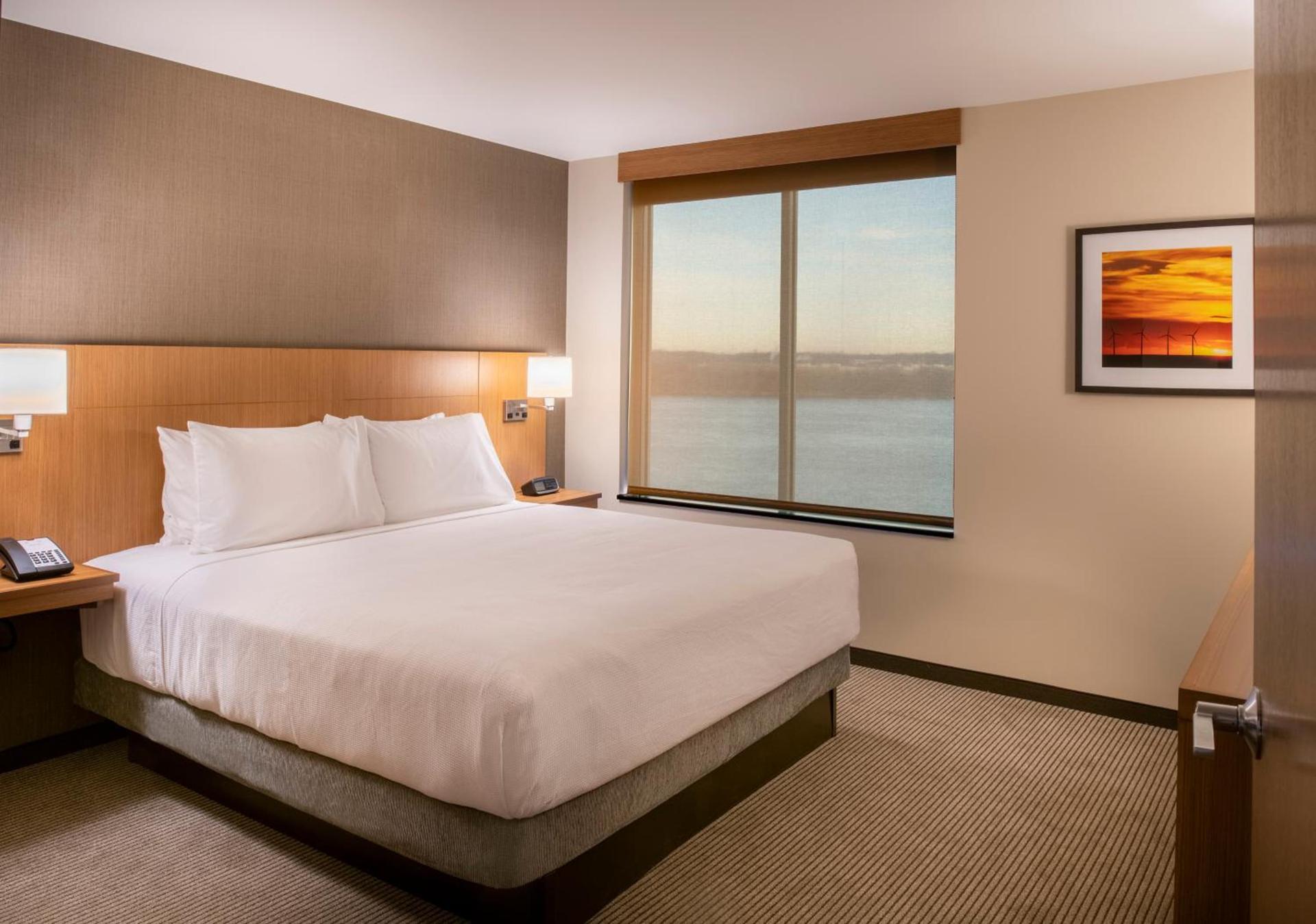 Hyatt Place East Moline/Quad Cities photo 16
