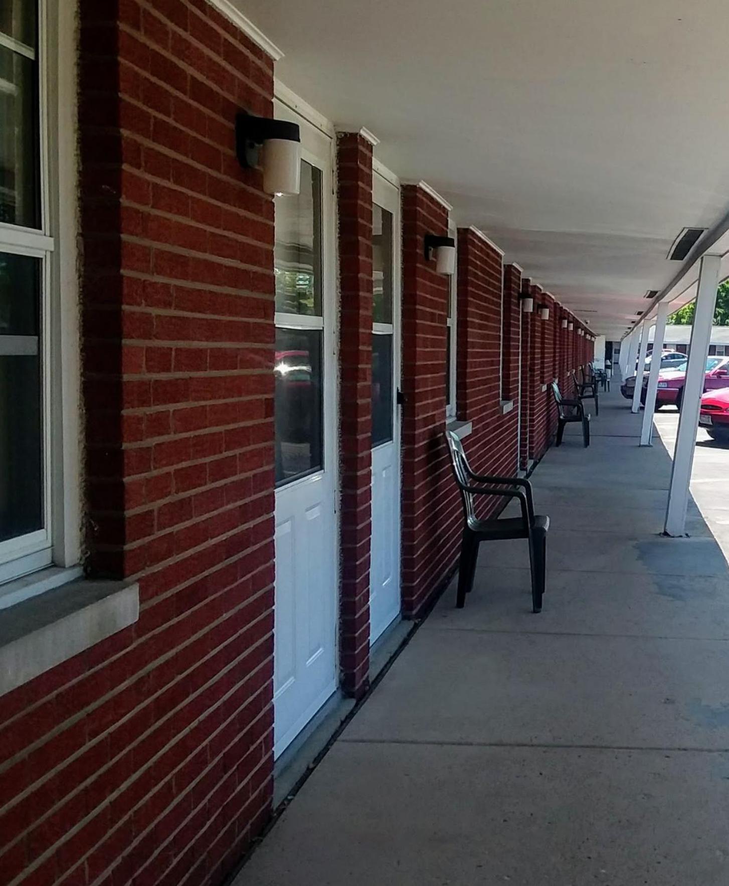 Bay Motel photo 11