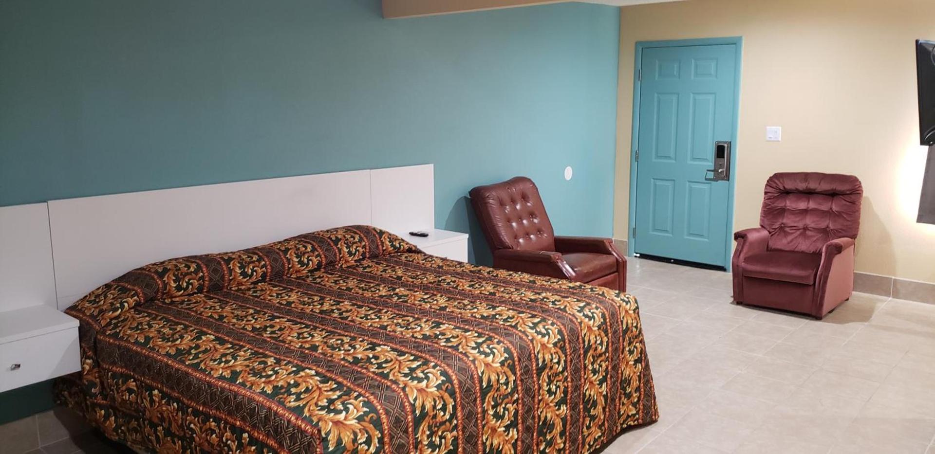 Westernaire Motel photo 10