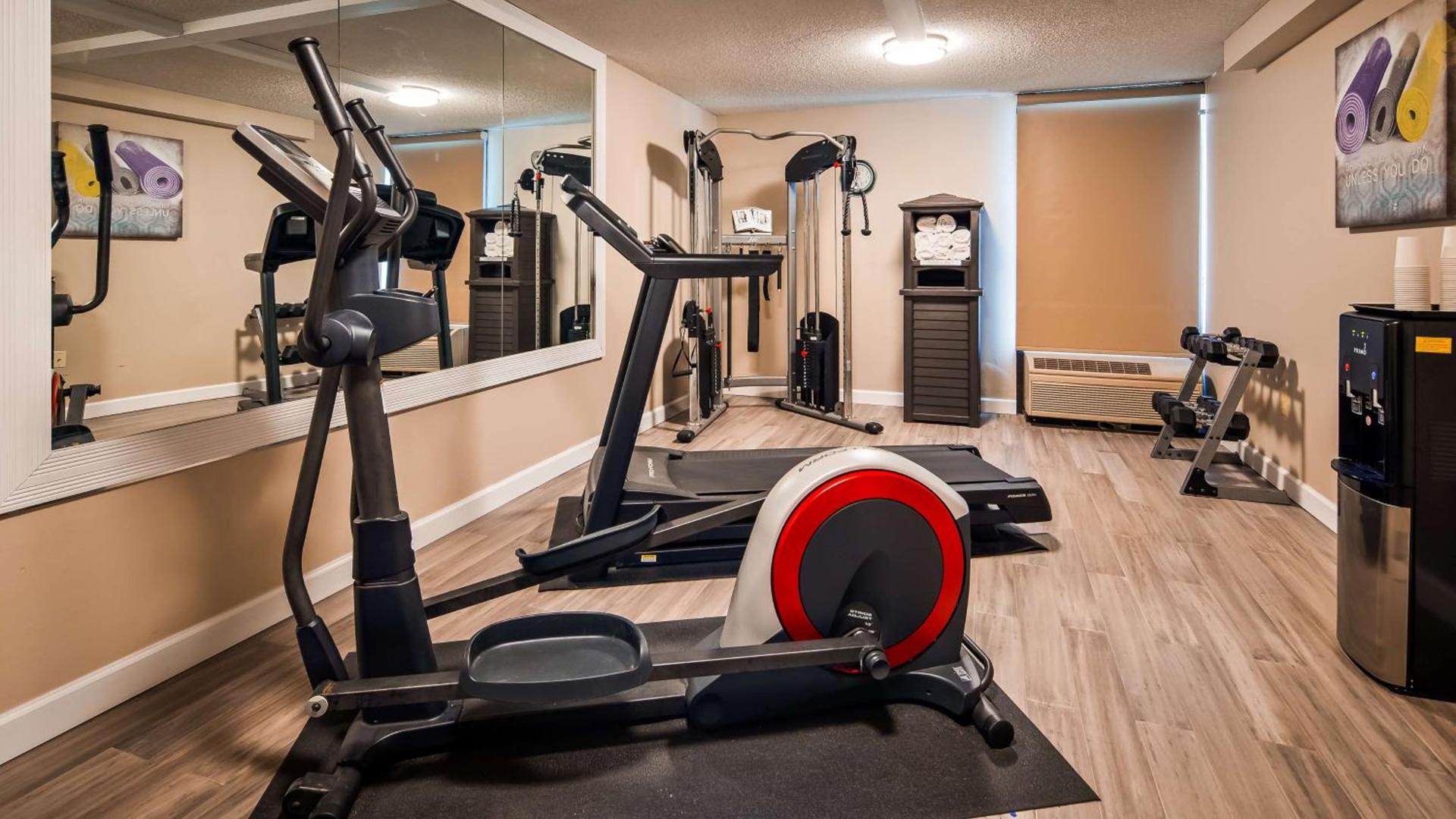 Best Western Plus Yadkin Valley Inn & Suites photo 33