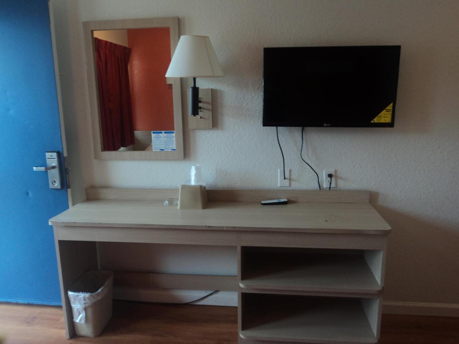 Motel 6 Albuquerque Northeast photo 57