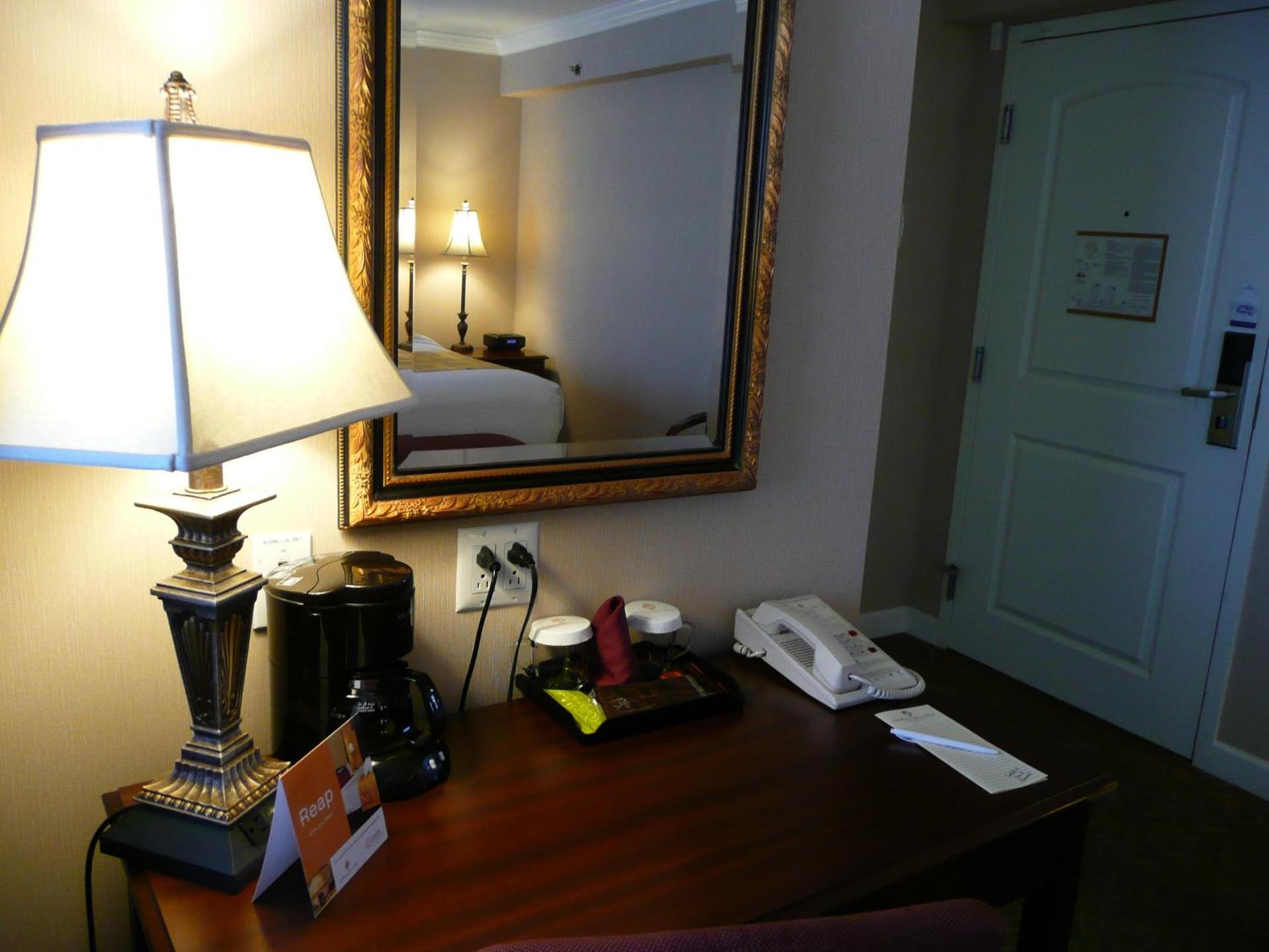 The Wilshire Grand Hotel photo 63