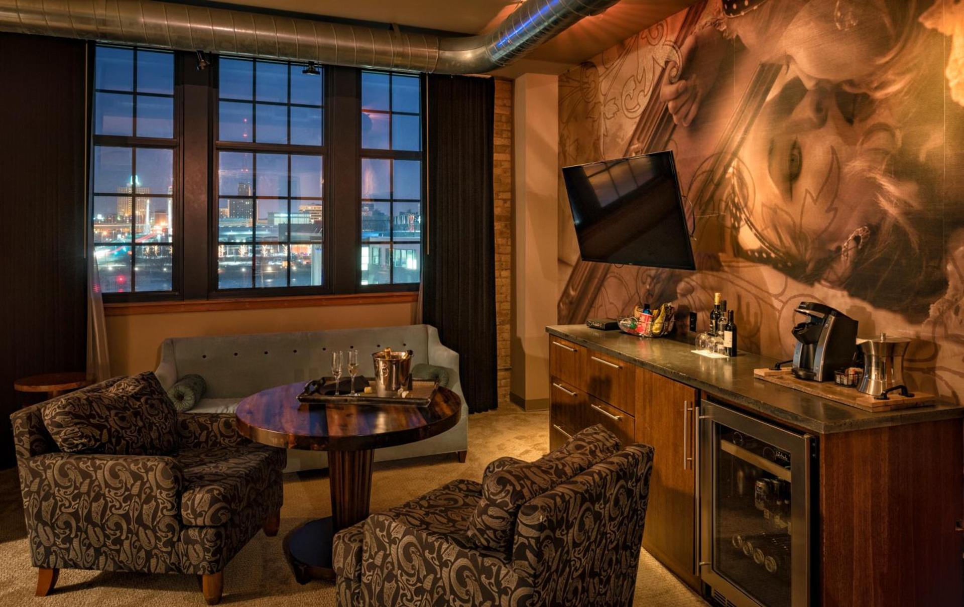 The Iron Horse Hotel photo 8