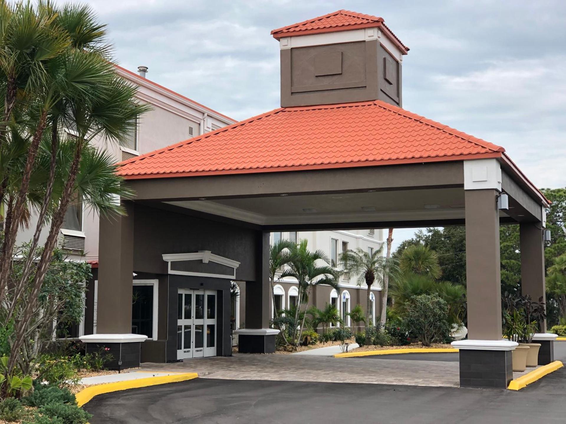 Best Western Plus Bradenton Hotel & Suites photo 20