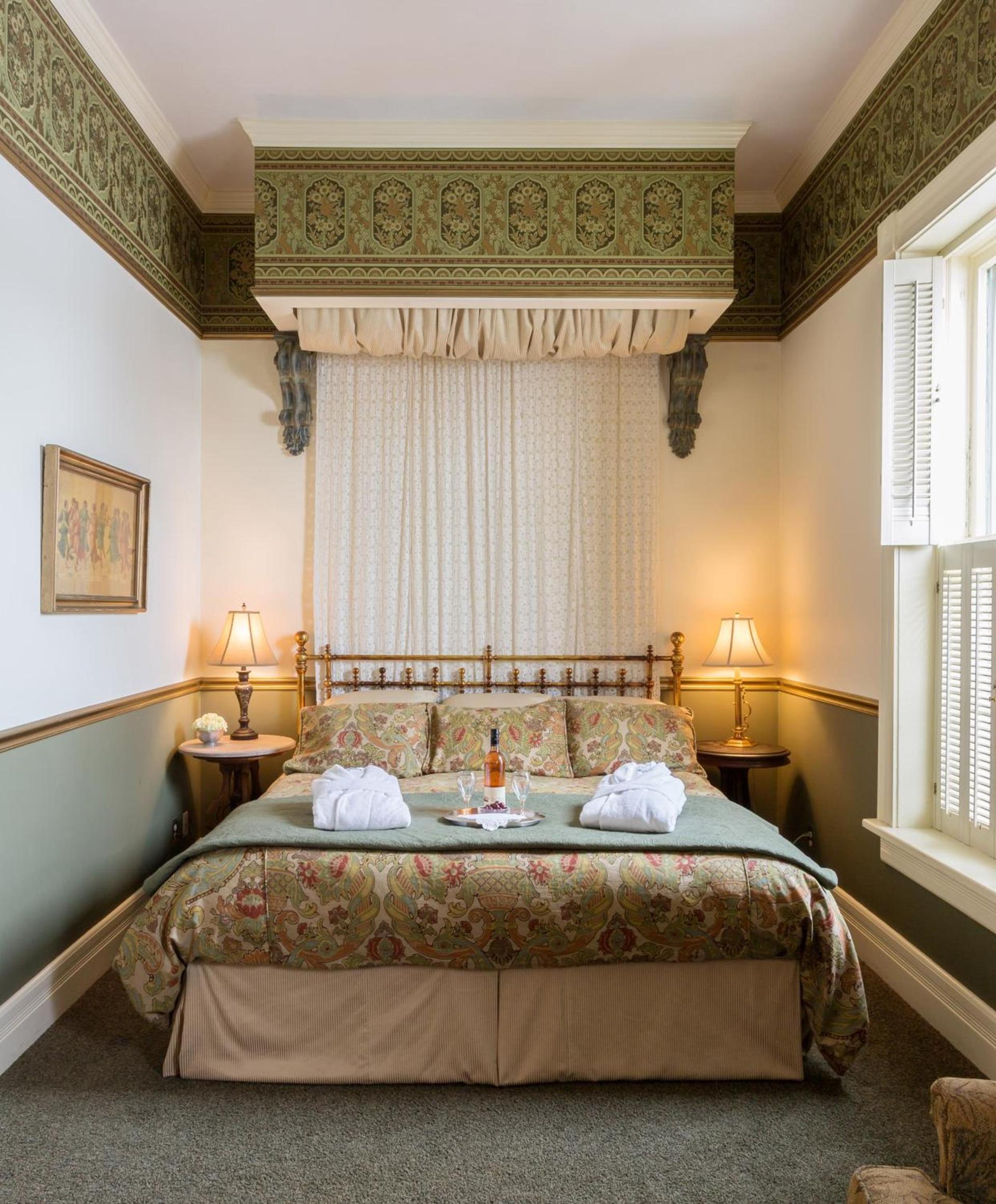 Washington House Inn photo 20
