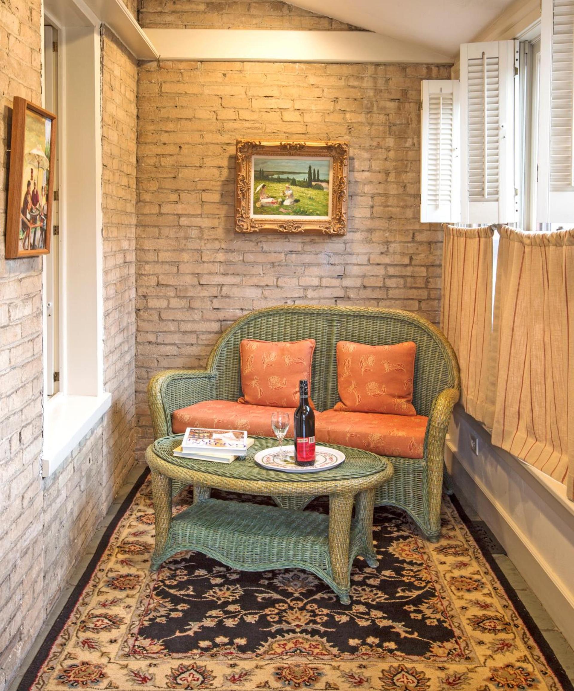 Washington House Inn photo 13