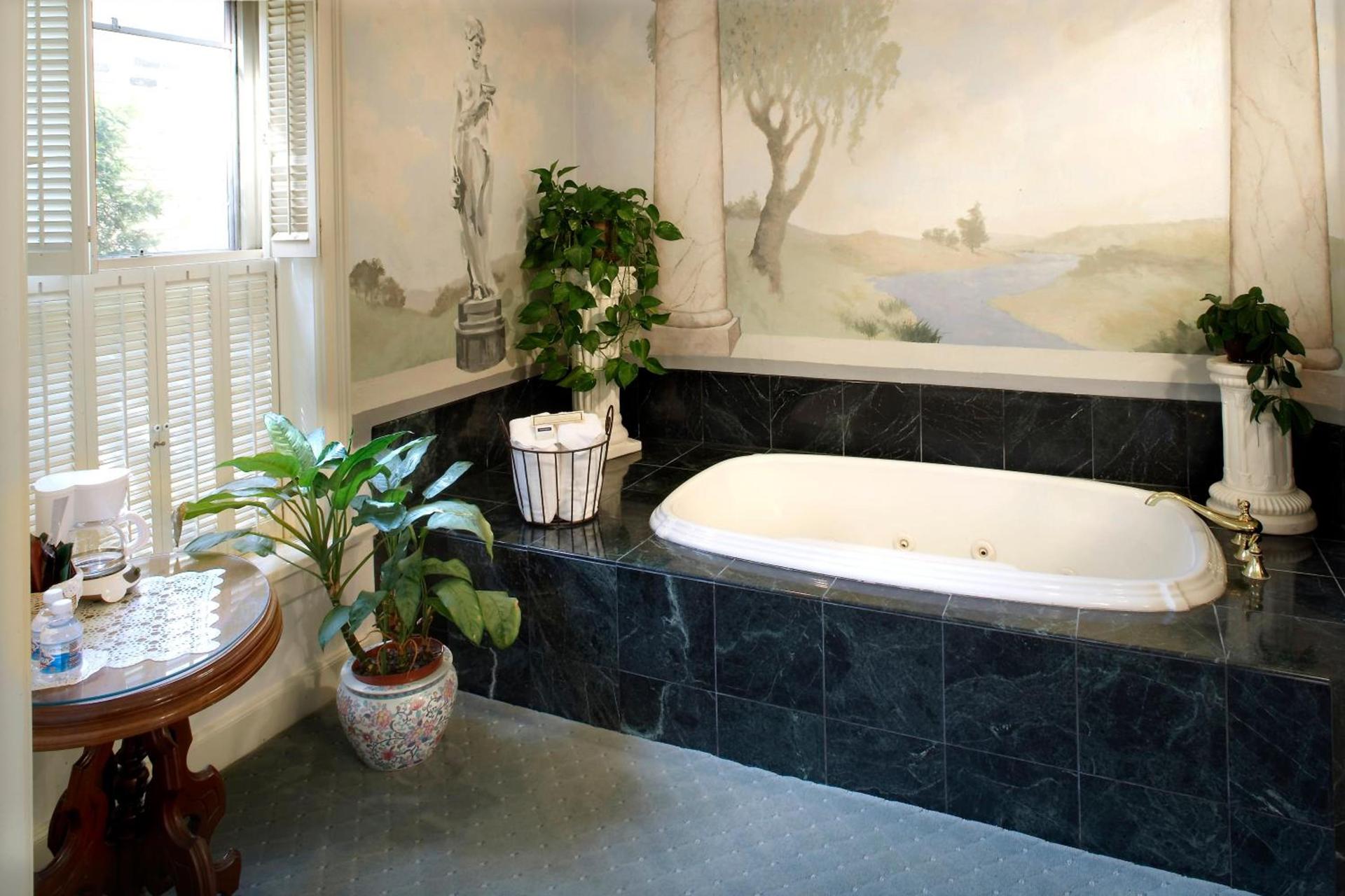 Washington House Inn photo 11