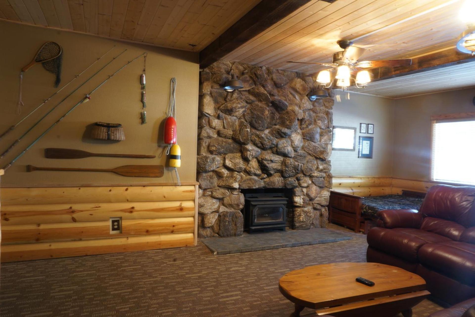 Shaver Lake Village Hotel photo 68