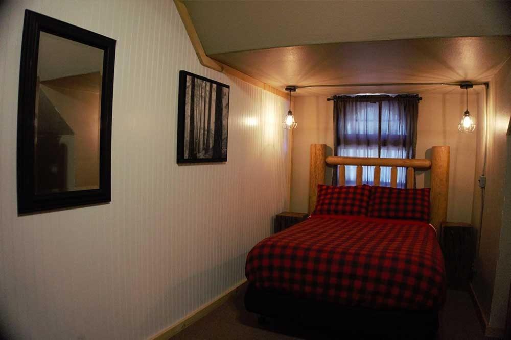 Shaver Lake Village Hotel photo 37