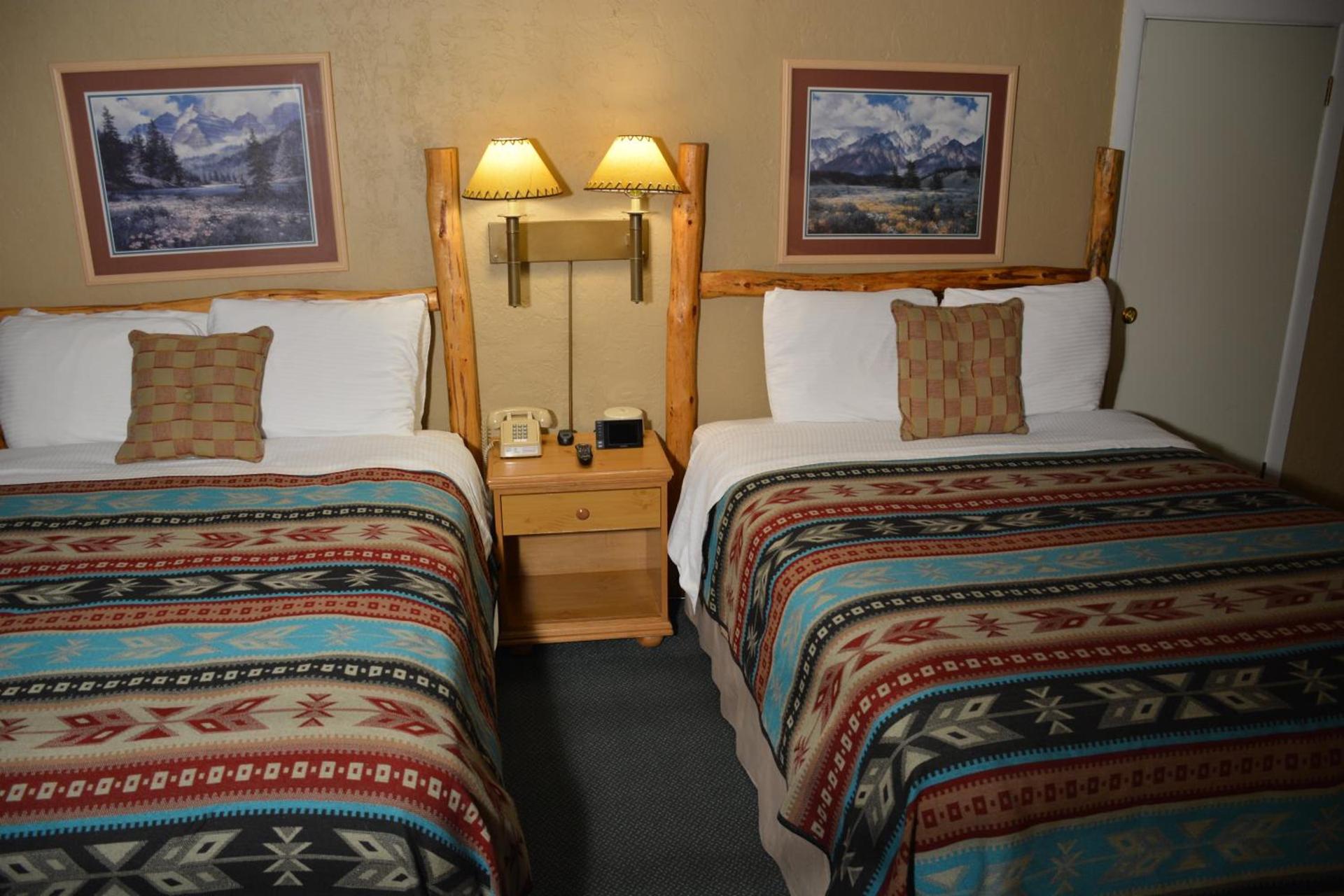 Sitzmark Chalet Inn photo 41