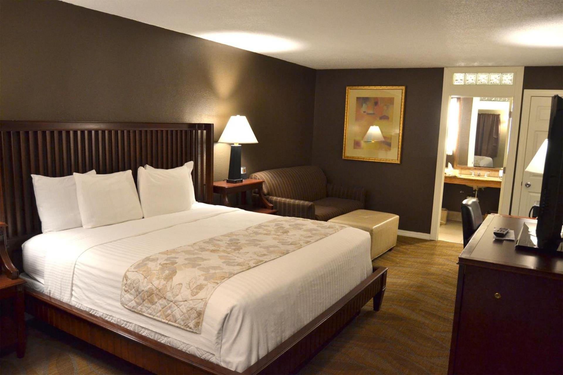 Cascades Inn photo 28