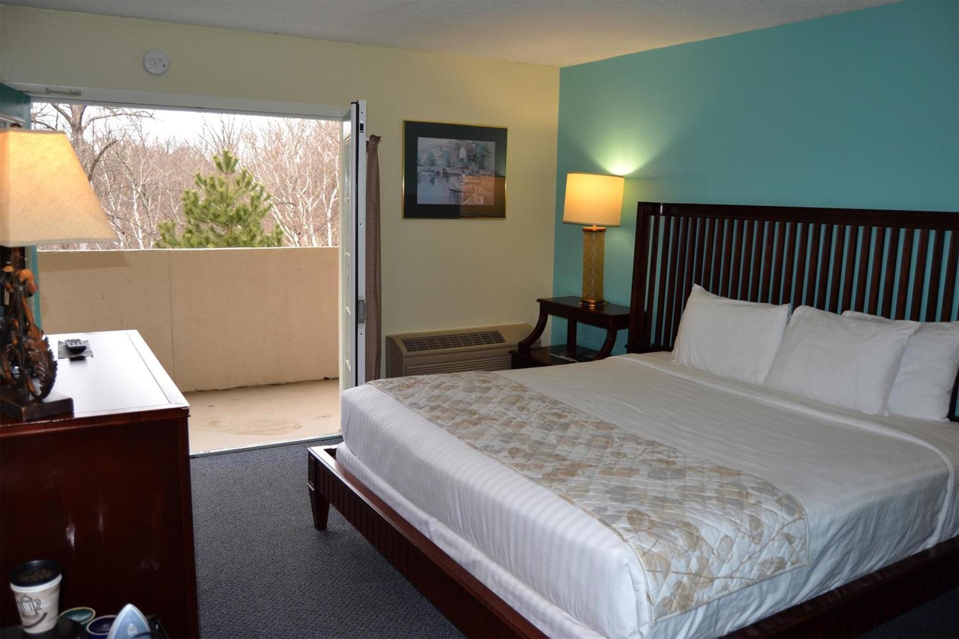 Cascades Inn photo 52
