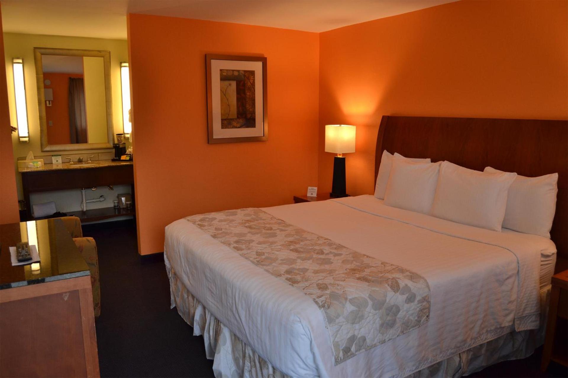 Cascades Inn photo 29