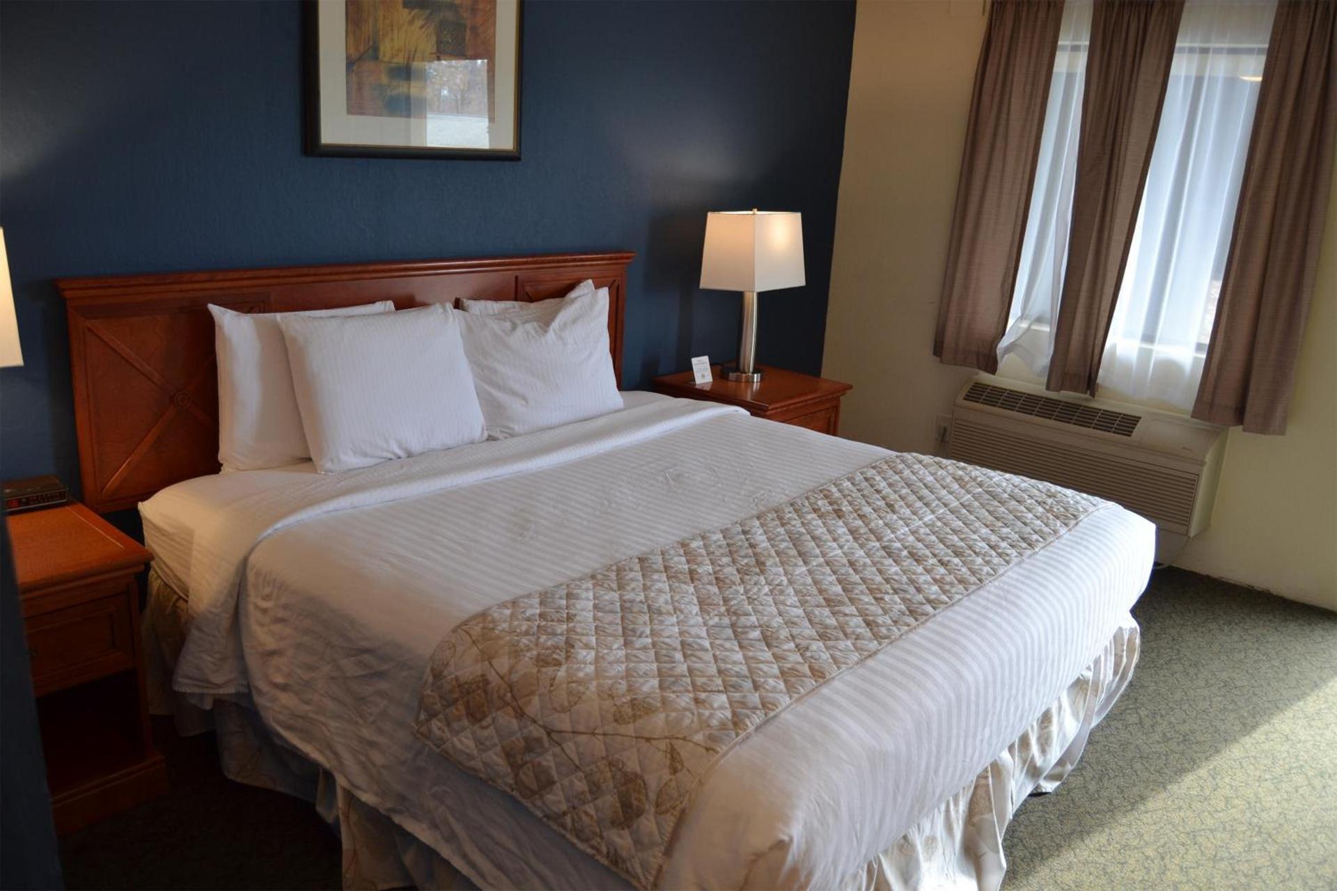 Cascades Inn photo 33
