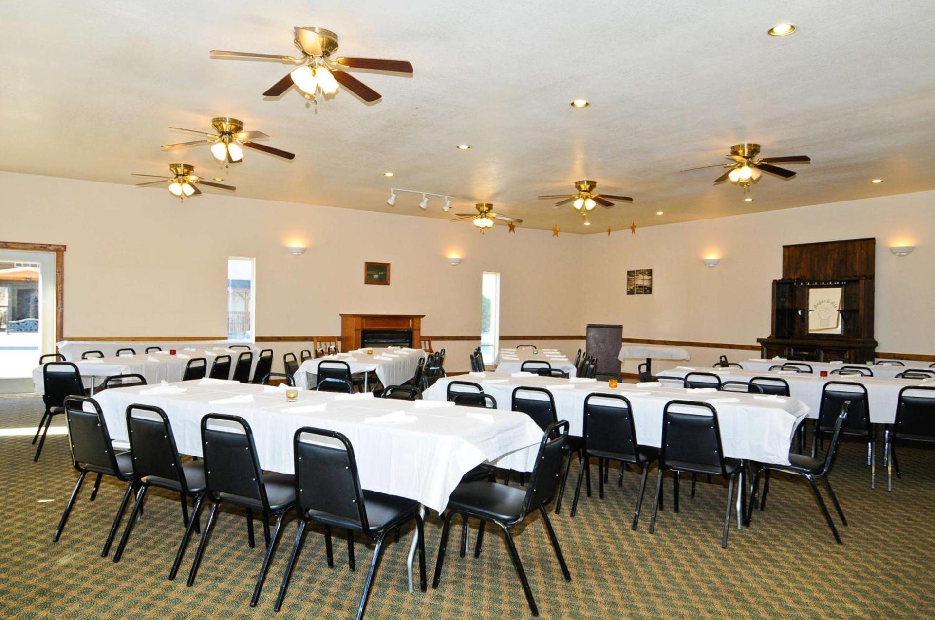 SureStay Plus Hotel by Best Western Berkeley Springs photo 37