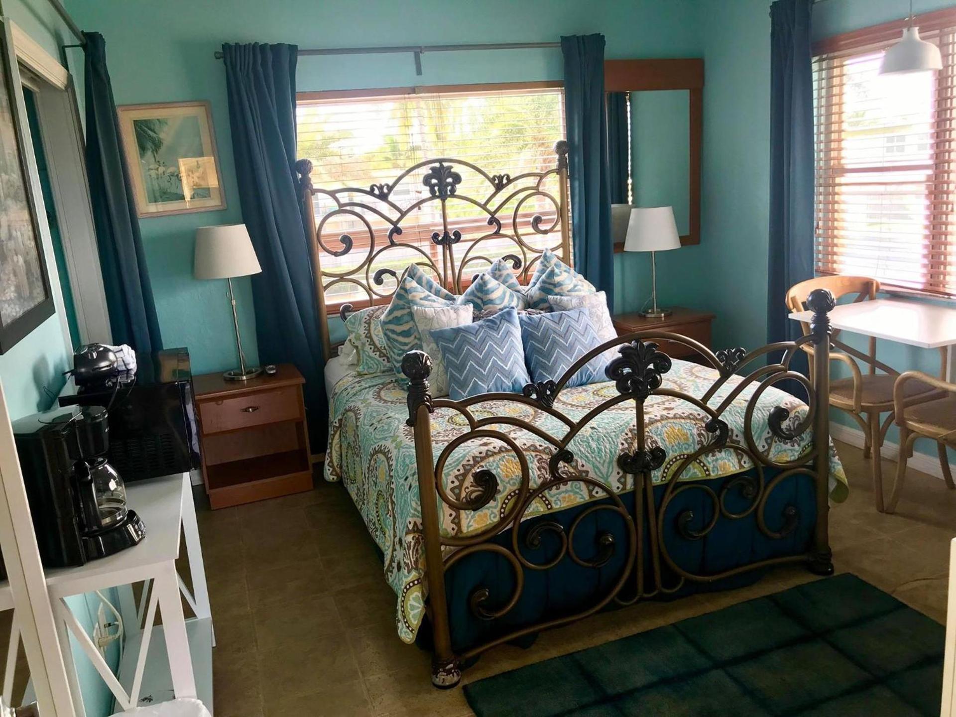 Ebb Tide Resort photo 19