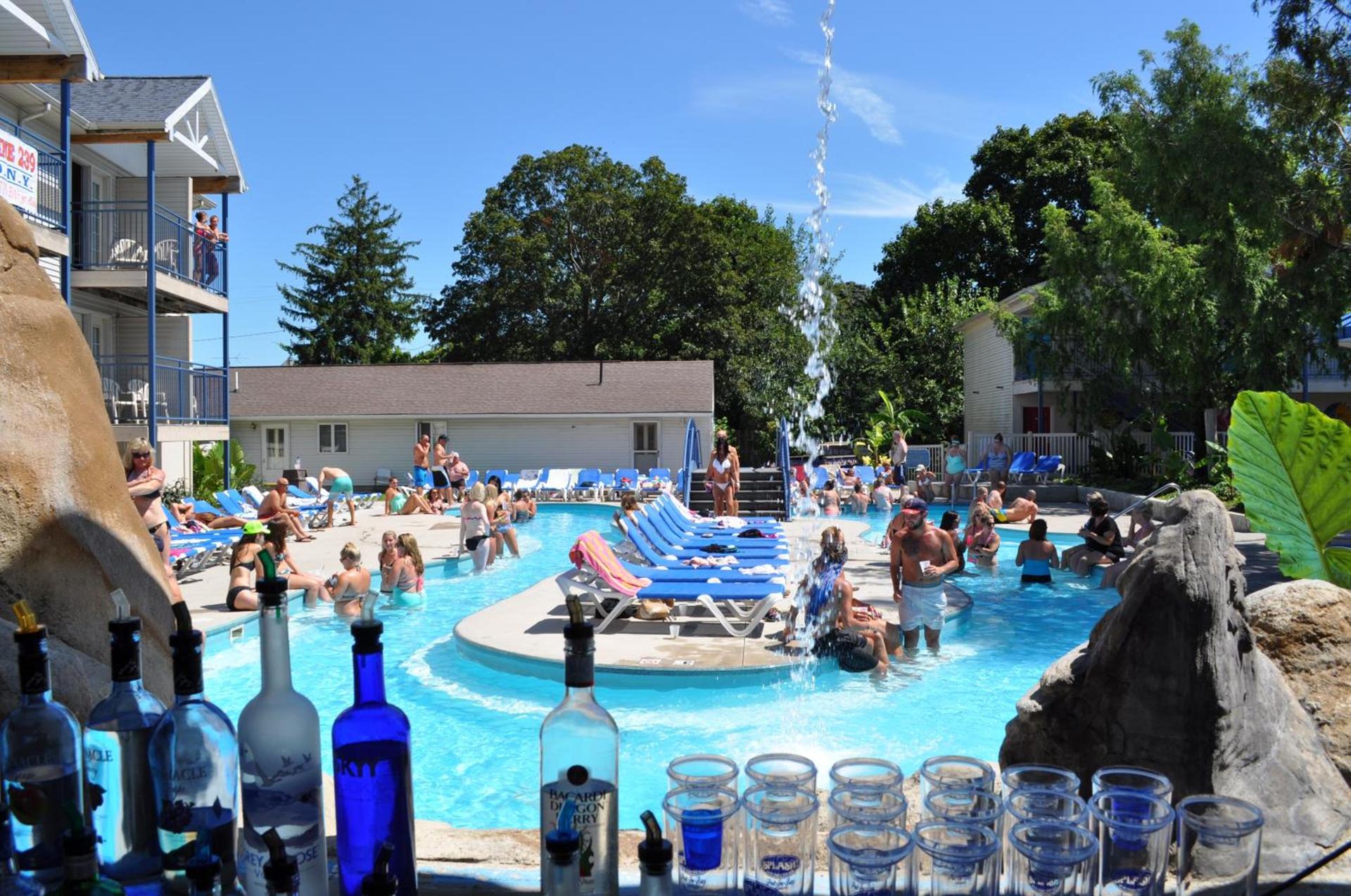 Islander Inn photo 10