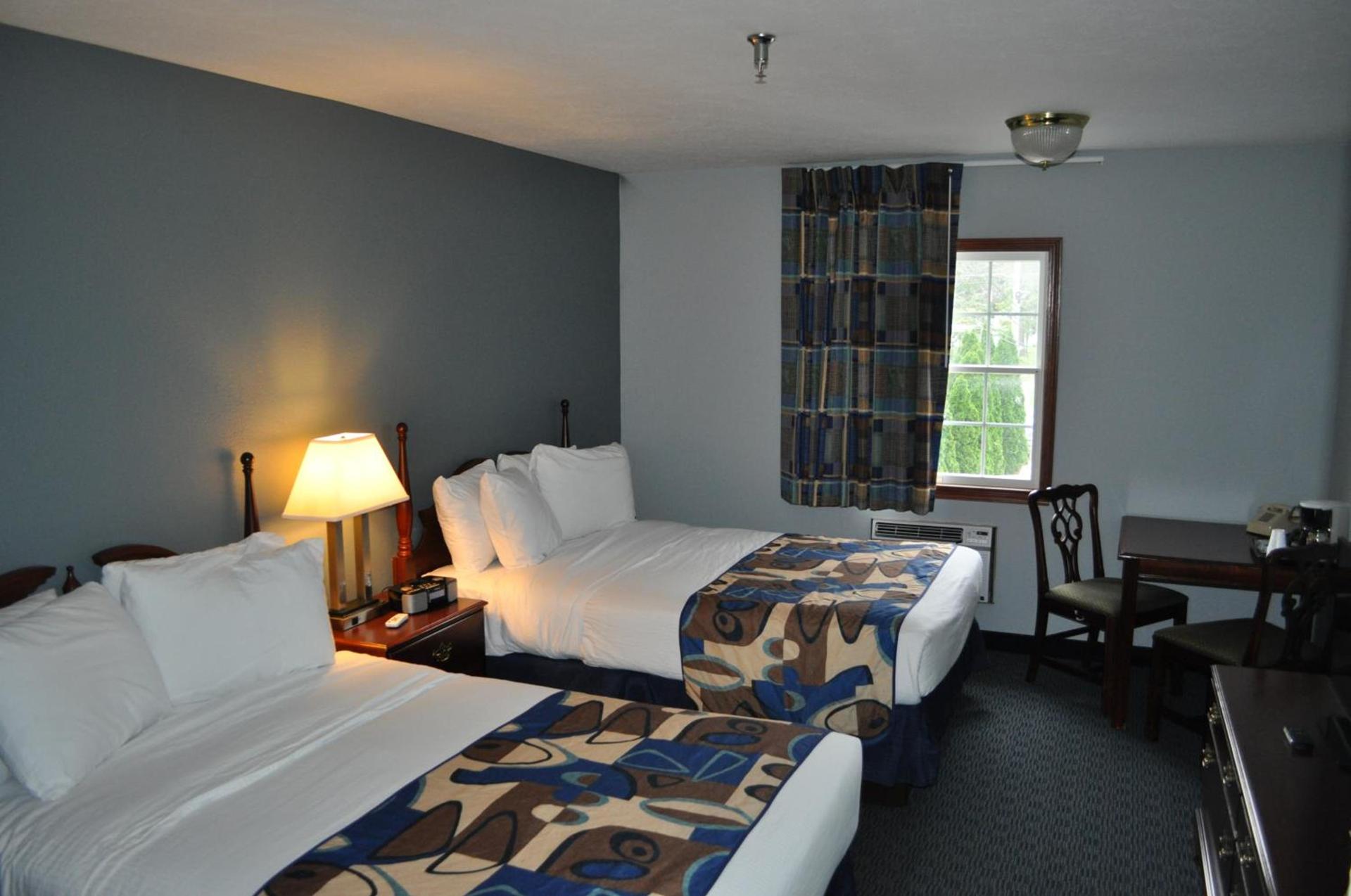 Grand Islander Hotel photo 11