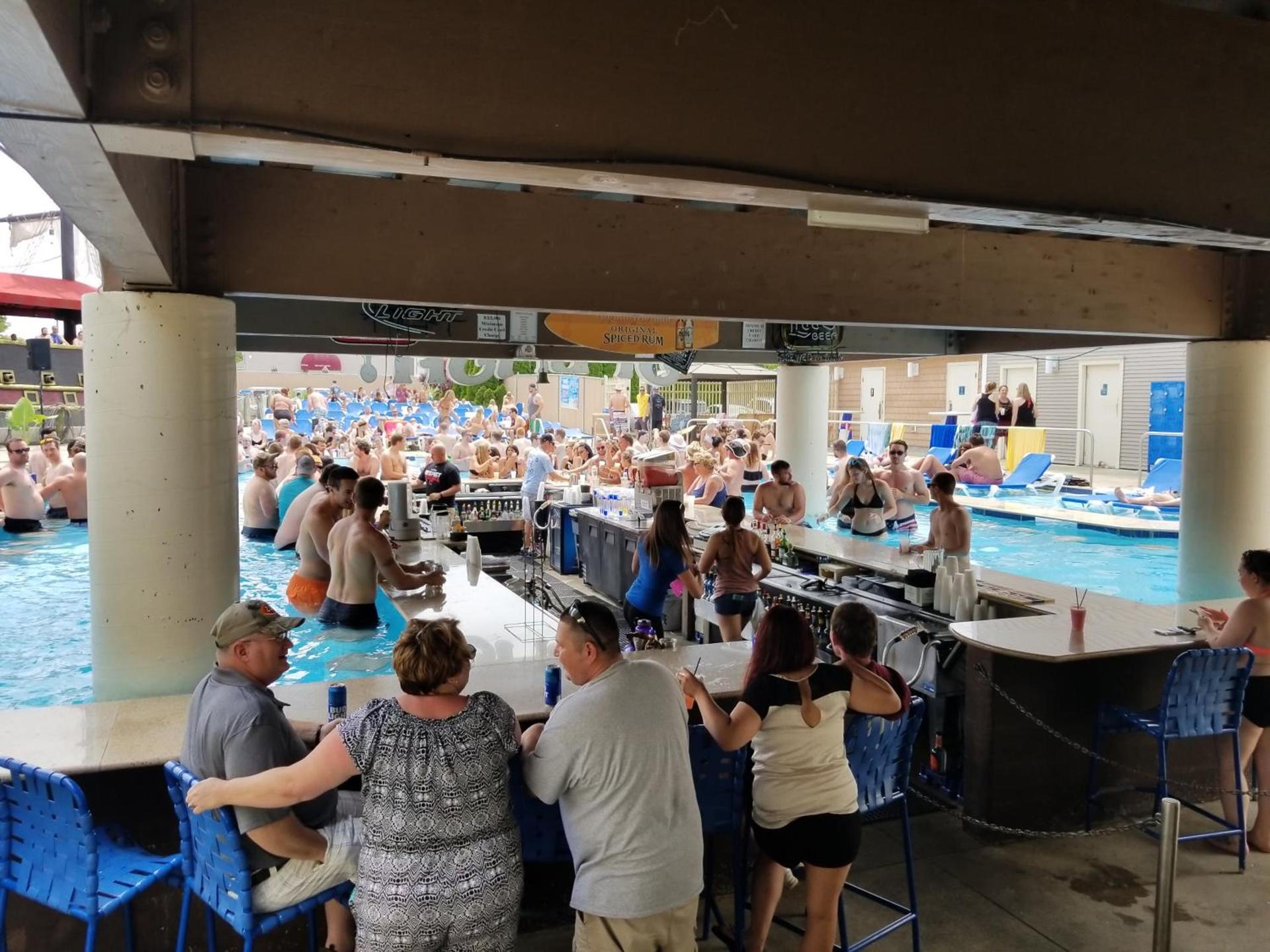 Grand Islander Hotel photo 28