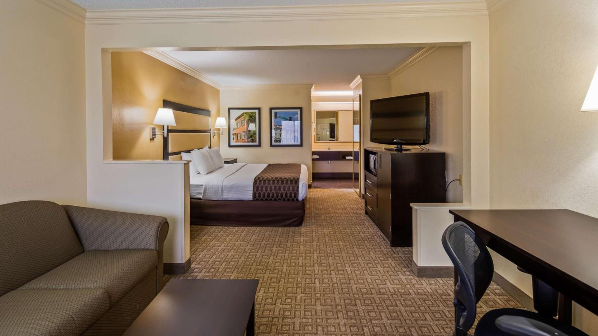 Best Western Inn & Suites photo 5