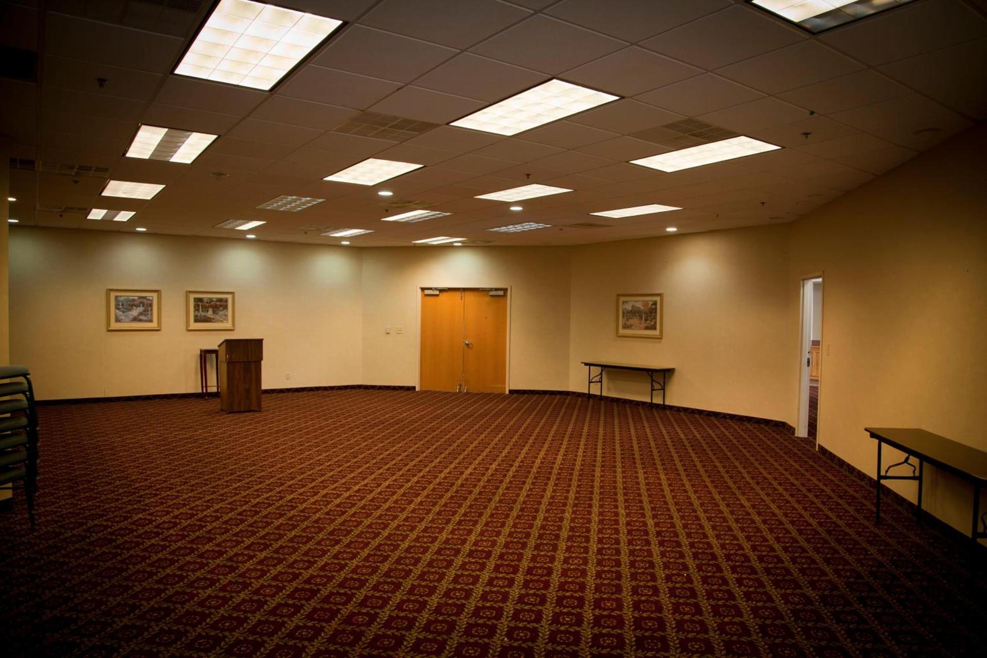 Red Carpet Inn-Macon photo 12