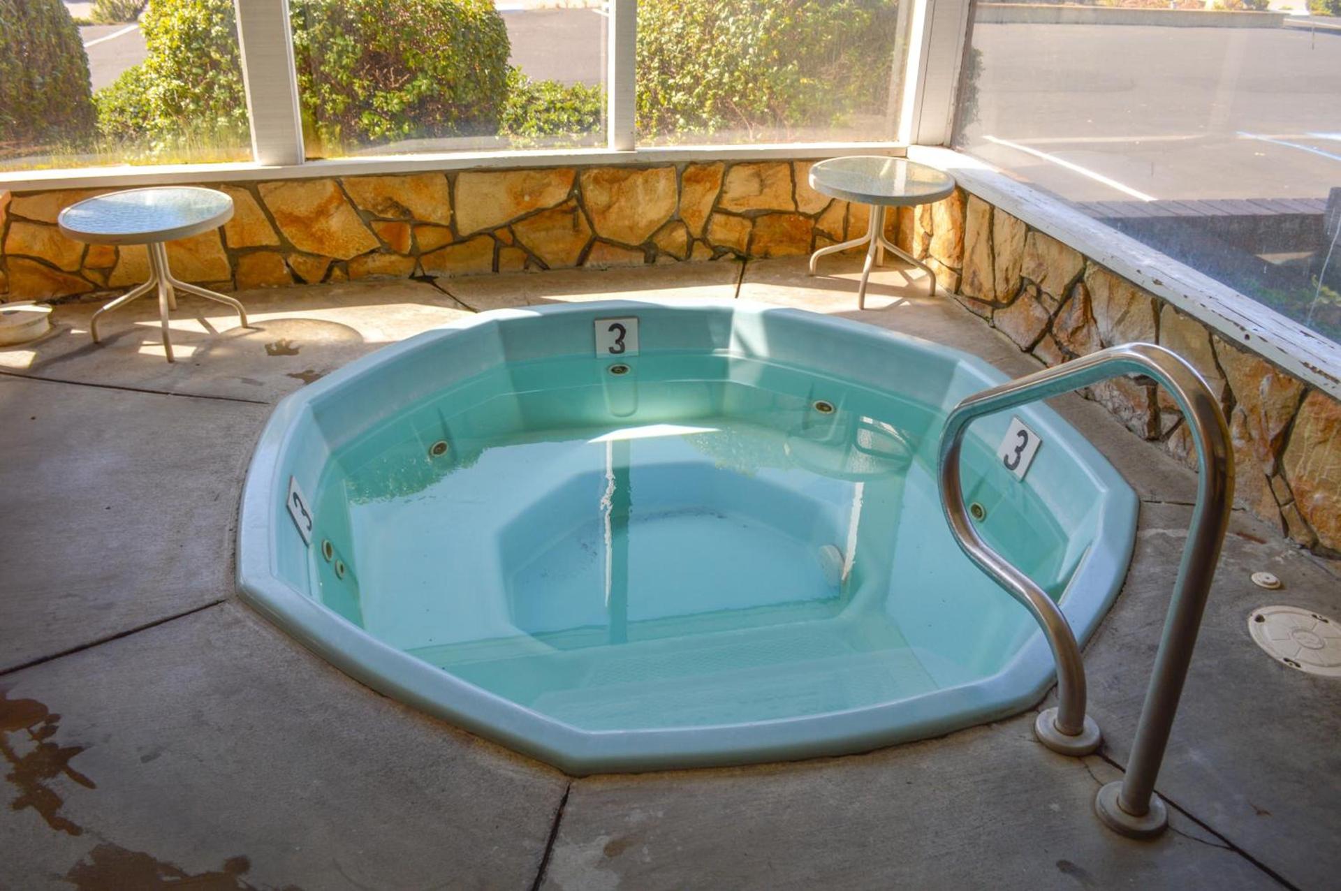 Silver Surf Motel photo 43