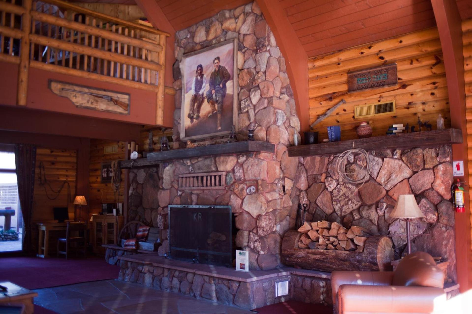 Kohl's Ranch Lodge photo 17