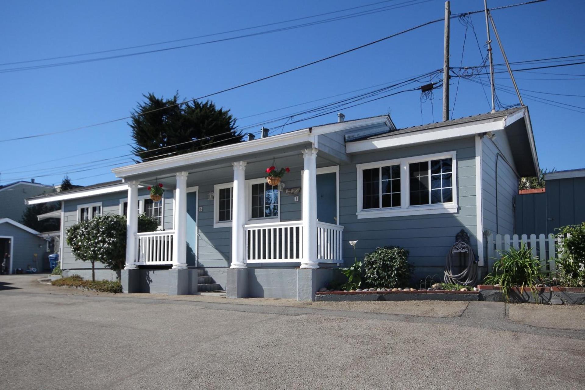 Ocean Echo Inn & Beach Cottages photo 94