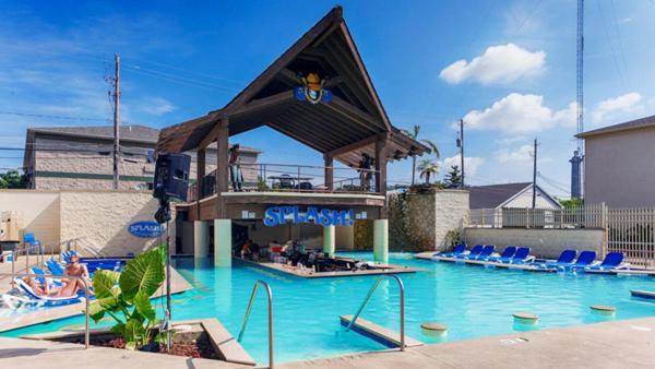 Grand Islander Hotel photo 7