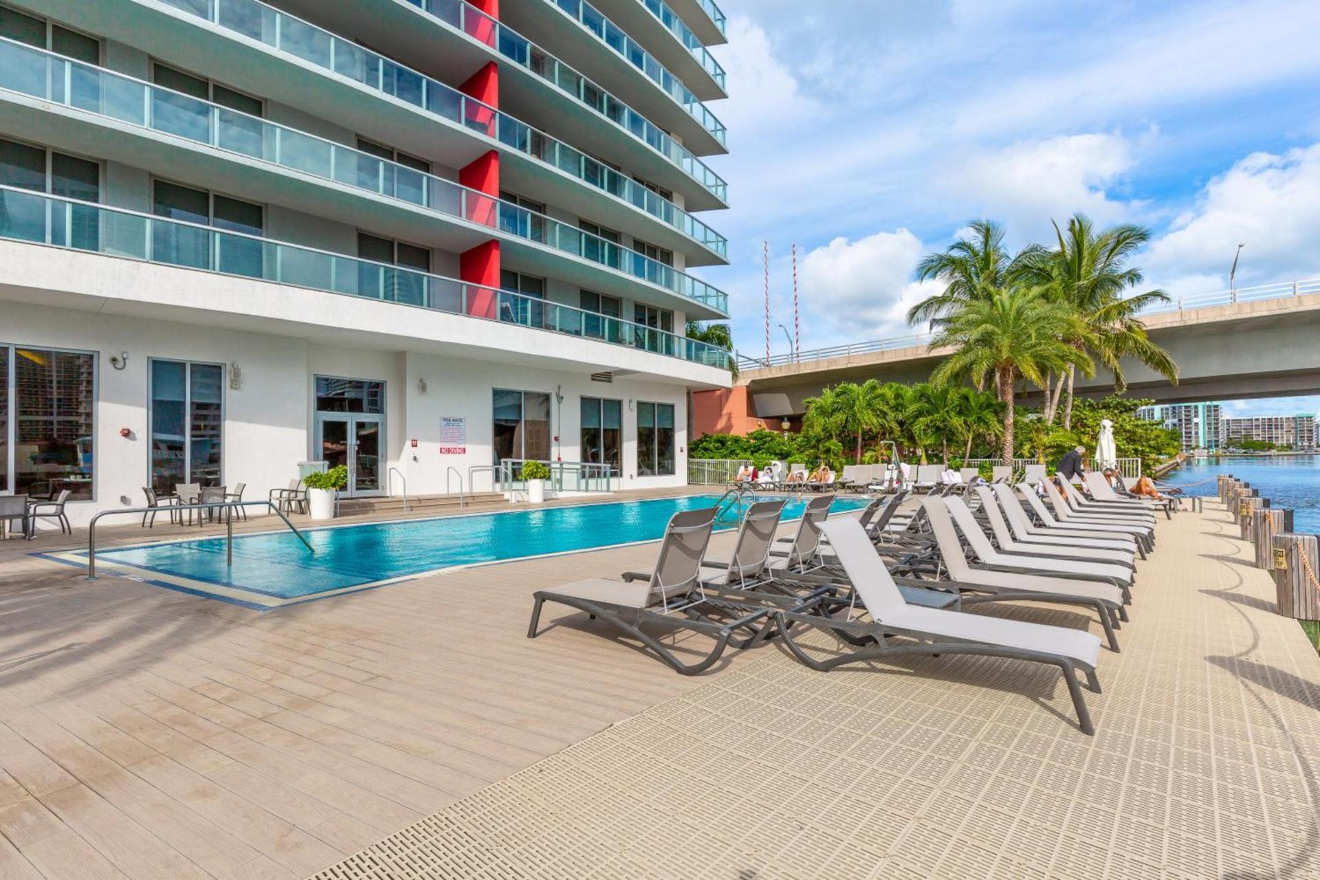 Private Ocean Luxury Condos at Beachwalk Resort photo 17
