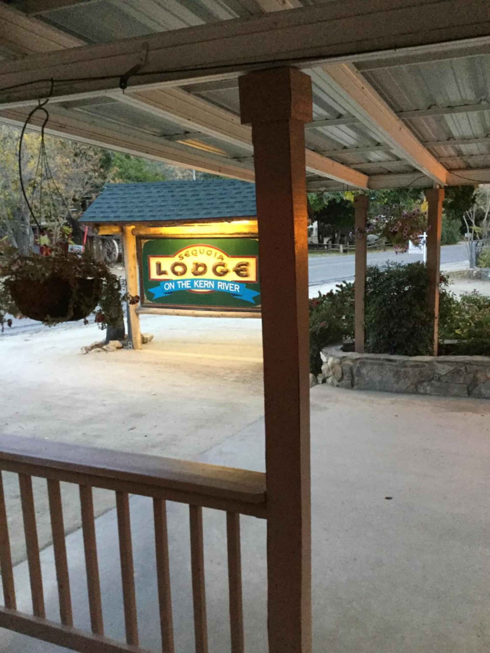 Sequoia Lodge photo 8
