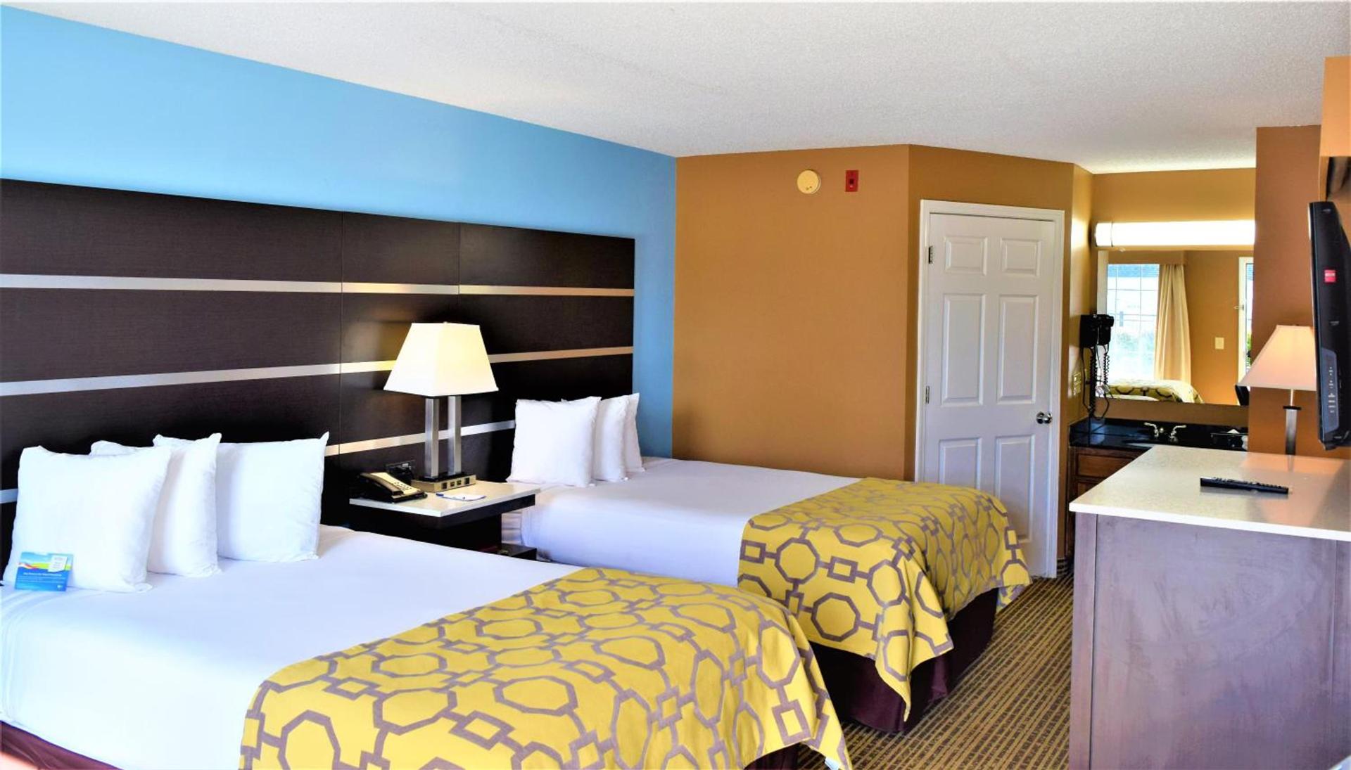 Baymont by Wyndham Forest City photo 39