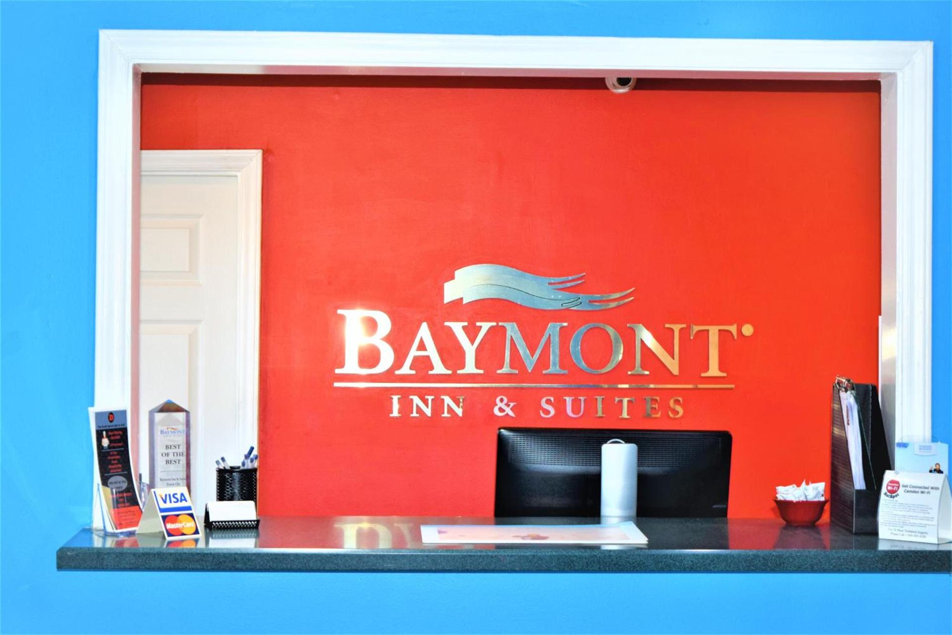 Baymont by Wyndham Forest City photo 3