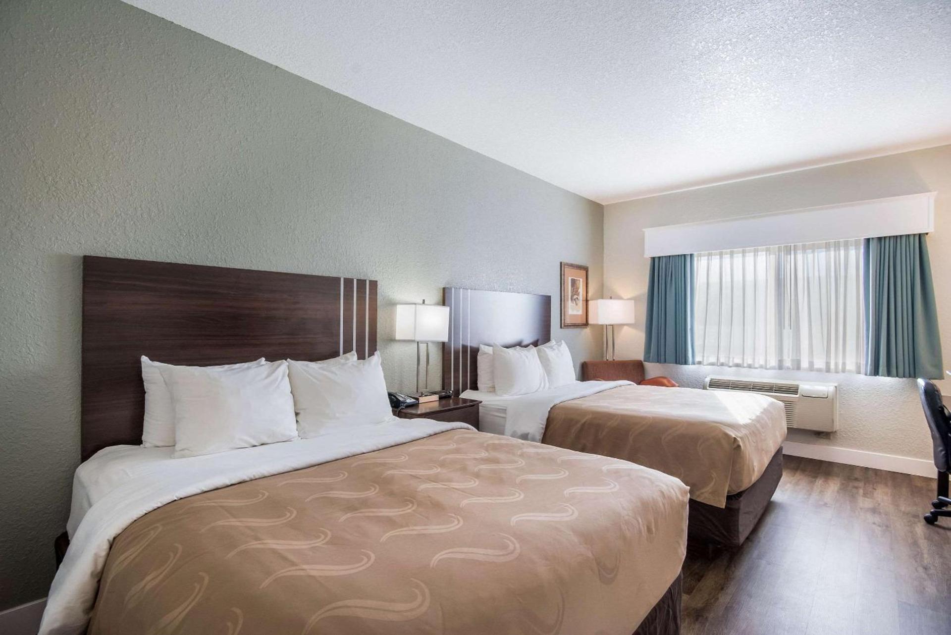 Quality Inn & Suites Pueblo West photo 17