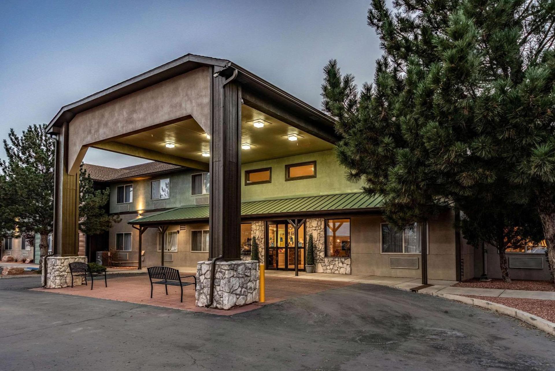 Quality Inn & Suites Pueblo West photo 41