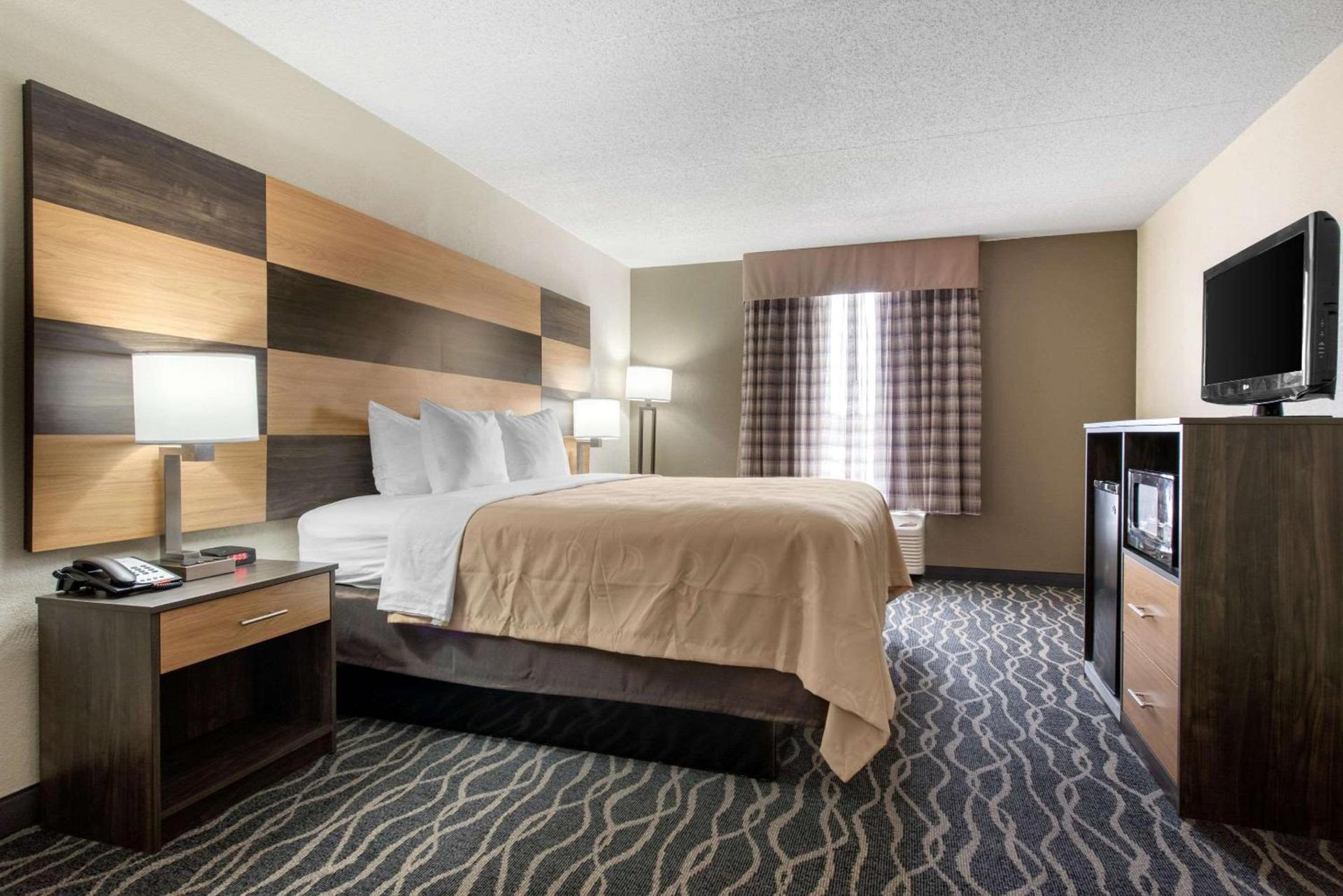 Quality Inn & Suites Lafayette I-65 photo 14