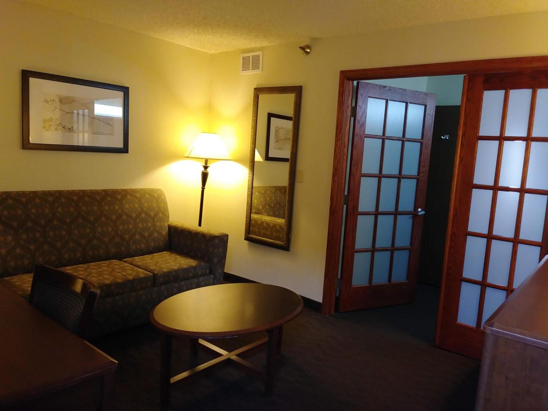 AmericInn by Wyndham Windsor Ft. Collins photo 28