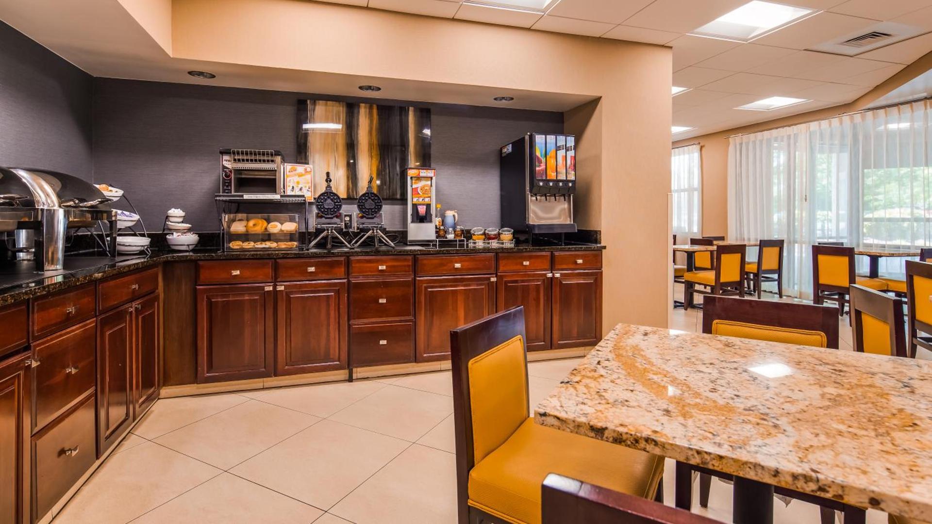 Best Western Plus BWI Airport Hotel - Arundel Mills photo 17