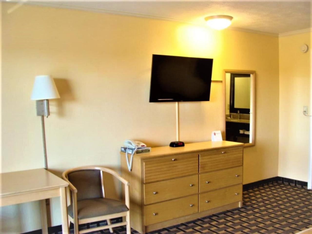 Budget Inn Conway photo 28