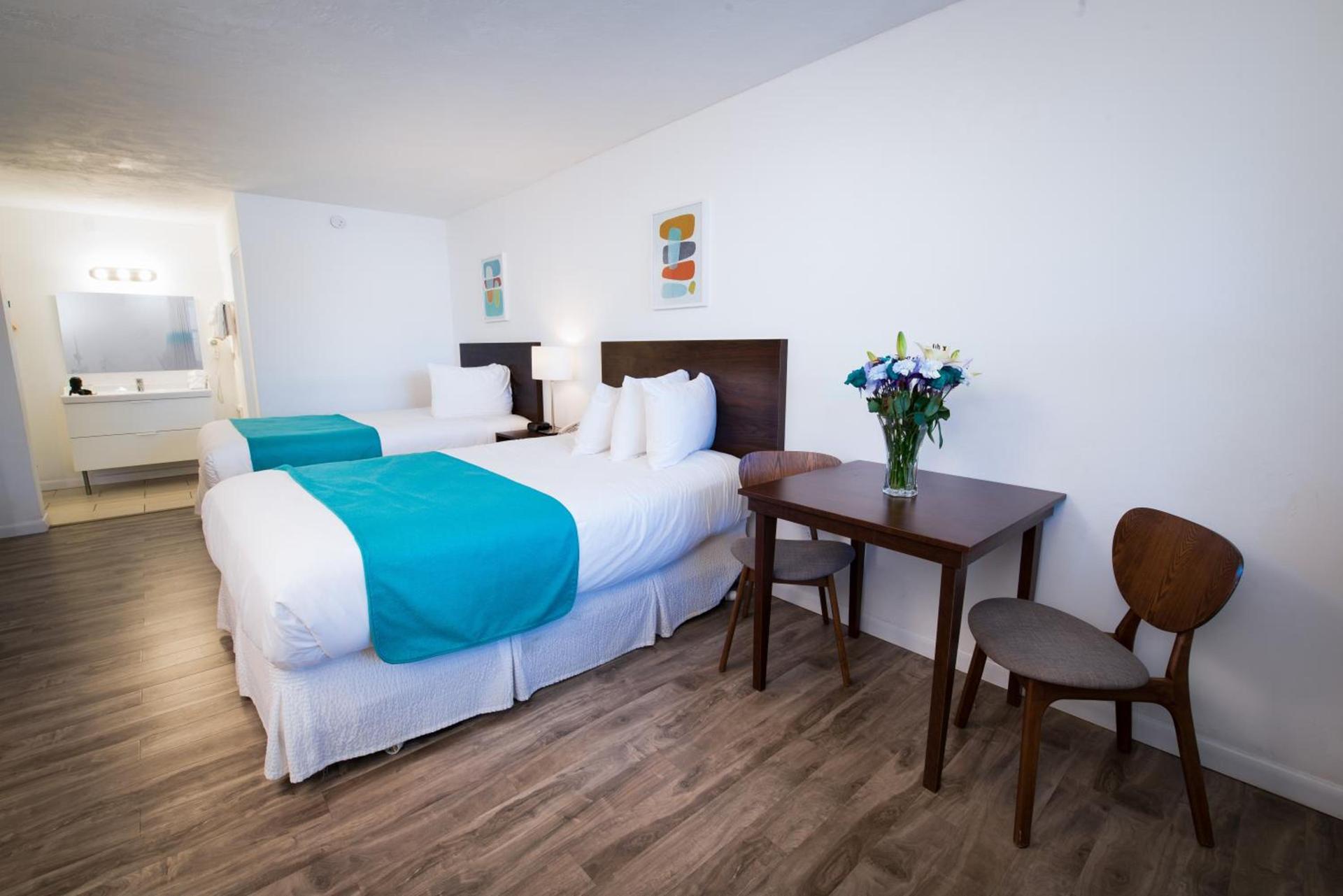 Regency Inn & Suites Sarasota photo 14